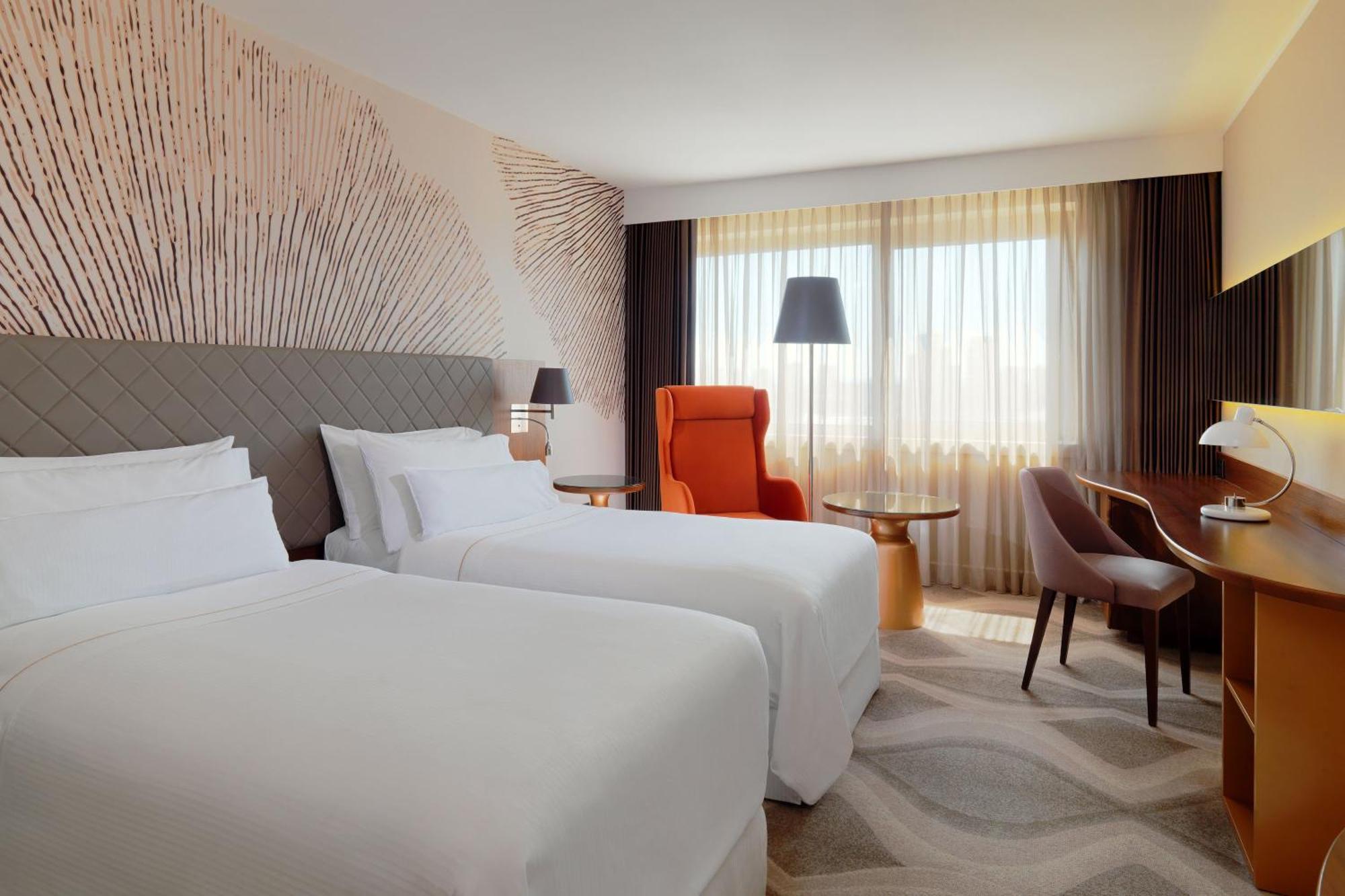 Deluxe Twin Non Smoking Guest room 2 Twin or Single Beds,1706172355:JPEG